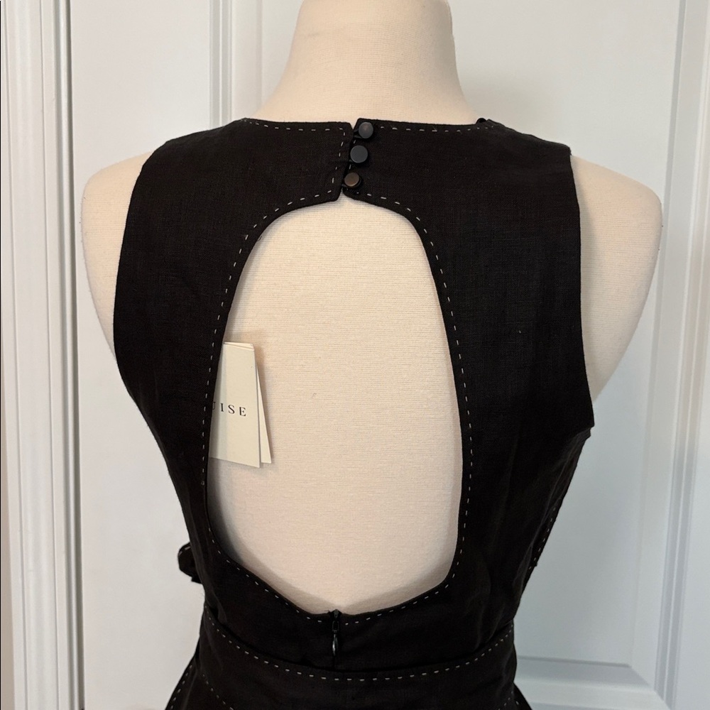 NEW EXQUISE Julieta dress in black Linen Embroidered Floral - Picture 11 of 12